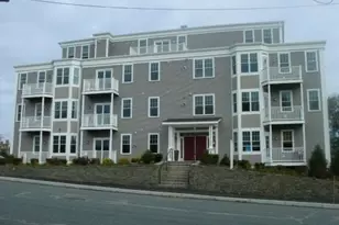 42 Church St, Rockland, MA 02370 - Photo 1