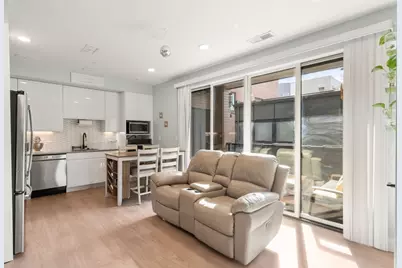 275-279 Border St #302, Boston, MA 02128 - Photo 1