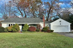 31 Whitmun Rd, Longmeadow, MA 01106 - Photo 1