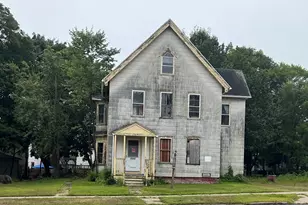 414 South St, Holyoke, MA 01040 - Photo 1