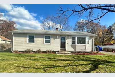 41 Queensbury Dr, Springfield, MA 01129 - Photo 1