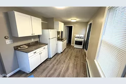 220 Hamilton St #Twnhs, Cambridge, MA 02139 - Photo 1