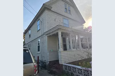 102 Weare St, Lawrence, MA 01840 - Photo 1