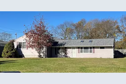 14 Glendale Ave, Tiverton, RI 02878 - Photo 1