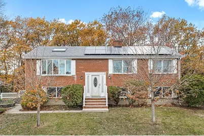 25 Murdoch Rd, Stoneham, MA 02180 - Photo 1