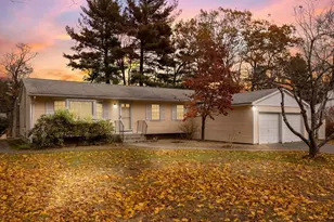 11 Francine Dr, Holliston, MA 01746 - Photo 1