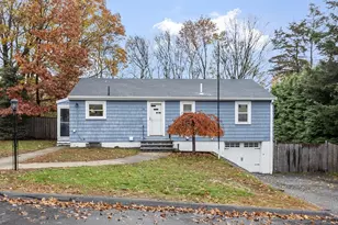 26 Curve St, Wakefield, MA 01880 - Photo 1