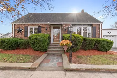 25 Northend St, Peabody, MA 01960 - Photo 1