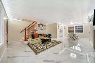 9 Donna Rd, Chelmsford, MA 01824 - Photo 1