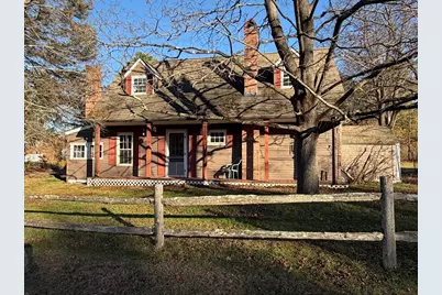 130 Laurel St, Greenfield, MA 01301 - Photo 1