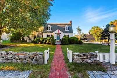 2 Orchard Pl #1, Douglas, MA 01561 - Photo 1