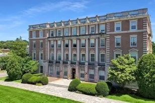 16 Balmoral St, Andover, MA 01810 - Photo 1