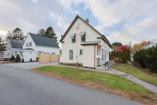 7 Howard Pl, Franklin, MA 02038 - Photo 1