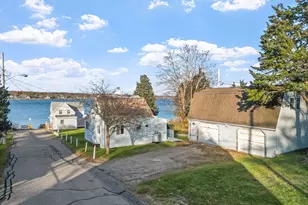 19 Holmes Ave, Kingston, MA 02364 - Photo 1