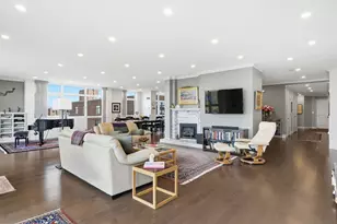 79 Florence St, Newton, MA 02467 - Photo 1