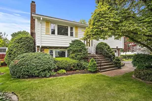 12 Cassidy Dr, Woburn, MA 01801 - Photo 1