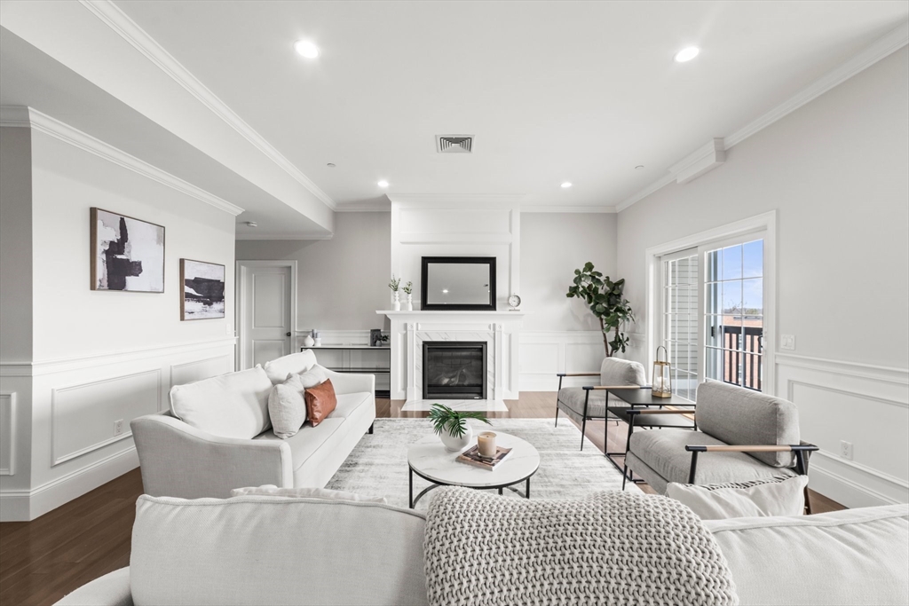 823 E 6th St #5, Boston, MA 02127 - MLS 73455227 - Coldwell Banker