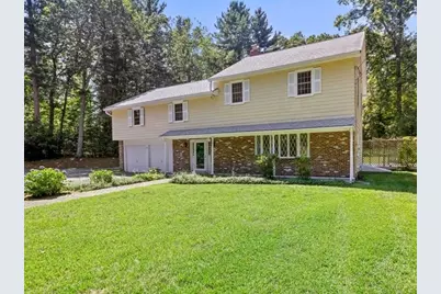 15 Woodridge Rd, Dover, MA 02030 - Photo 1