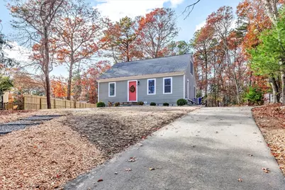 47 Shallow Pond Ln, Falmouth, MA 02536 - Photo 1