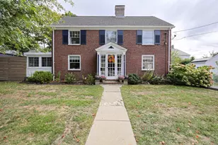 25 Brewster Rd, Framingham, MA 01702 - Photo 1