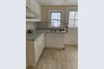 22 Pocasset Ave #1, Worcester, MA 01606 - Photo 1