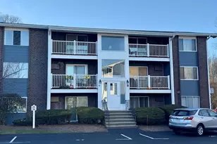 11 Woodcrest Ct, Weymouth, MA 02190 - Photo 1