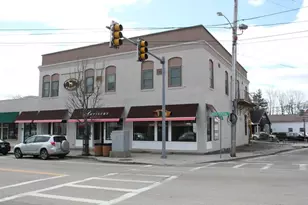 18 E Central St, Franklin, MA 02038 - Photo 1