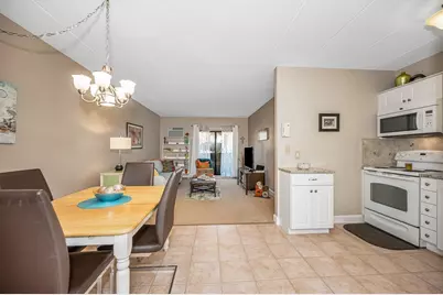 137 Franklin St #102, Stoneham, MA 02180 - Photo 1