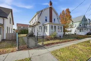 572 Springfield St, Chicopee, MA 01013 - Photo 1