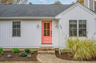 85 Kompass Dr, Falmouth, MA 02536 - Photo 1