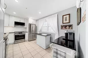 75 Edgelawn Ave, North Andover, MA 01845 - Photo 1