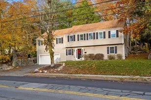 960 Summer St, Lynnfield, MA 01940 - Photo 1