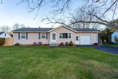 34 Columbia Rd, Swansea, MA 02777 - Photo 1