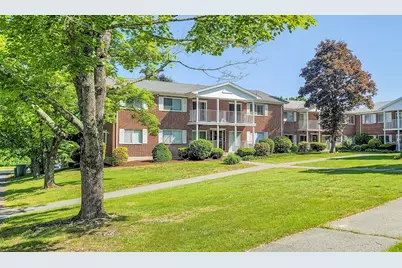 41 Bayberry Dr #4, Sharon, MA 02067 - Photo 1