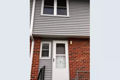 5 Manor Court #5, Springfield, MA 01118 - Photo 1