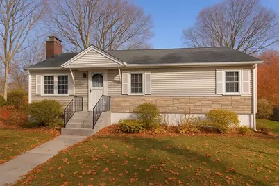15 Jay St, Grafton, MA 01536 - Photo 1