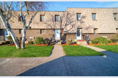 172 Beekman Dr #172, Agawam, MA 01001 - Photo 1