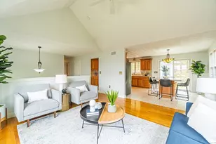 32 Waltham St, Woburn, MA 01801 - Photo 1