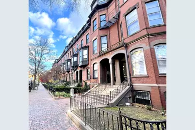 130 Marlborough St #1, Boston, MA 02116 - Photo 1