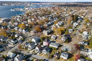 18 Maple Ave, Fairhaven, MA 02719 - Photo 1