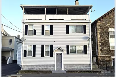 9 Cedar St #1R, Taunton, MA 02780 - Photo 1