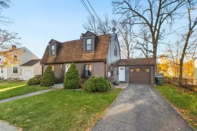 74 Oregon St, Springfield, MA 01118 - Photo 1