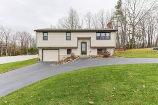 44 Montclair Dr, North Attleboro, MA 02760 - Photo 1