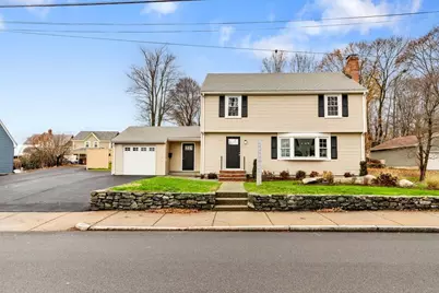 8 Clinton St, Woburn, MA 01801 - Photo 1