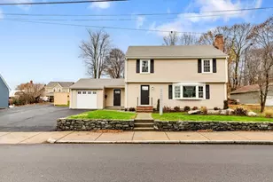 8 Clinton St, Woburn, MA 01801 - Photo 1