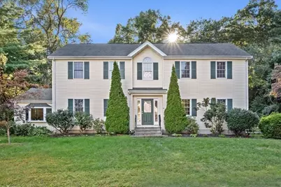 29 Burke Ln, Wellesley, MA 02481 - Photo 1