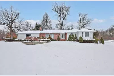 24 Cunningham St, Springfield, MA 01107 - Photo 1