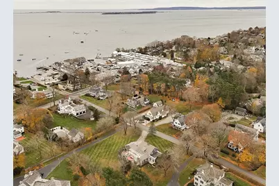 32 Harrison St, Duxbury, MA 02332 - Photo 1