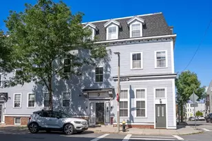 352 W 3rd St, Boston, MA 02127 - Photo 1