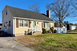 51 Roosevelt St, Seekonk, MA 02771 - Photo 1